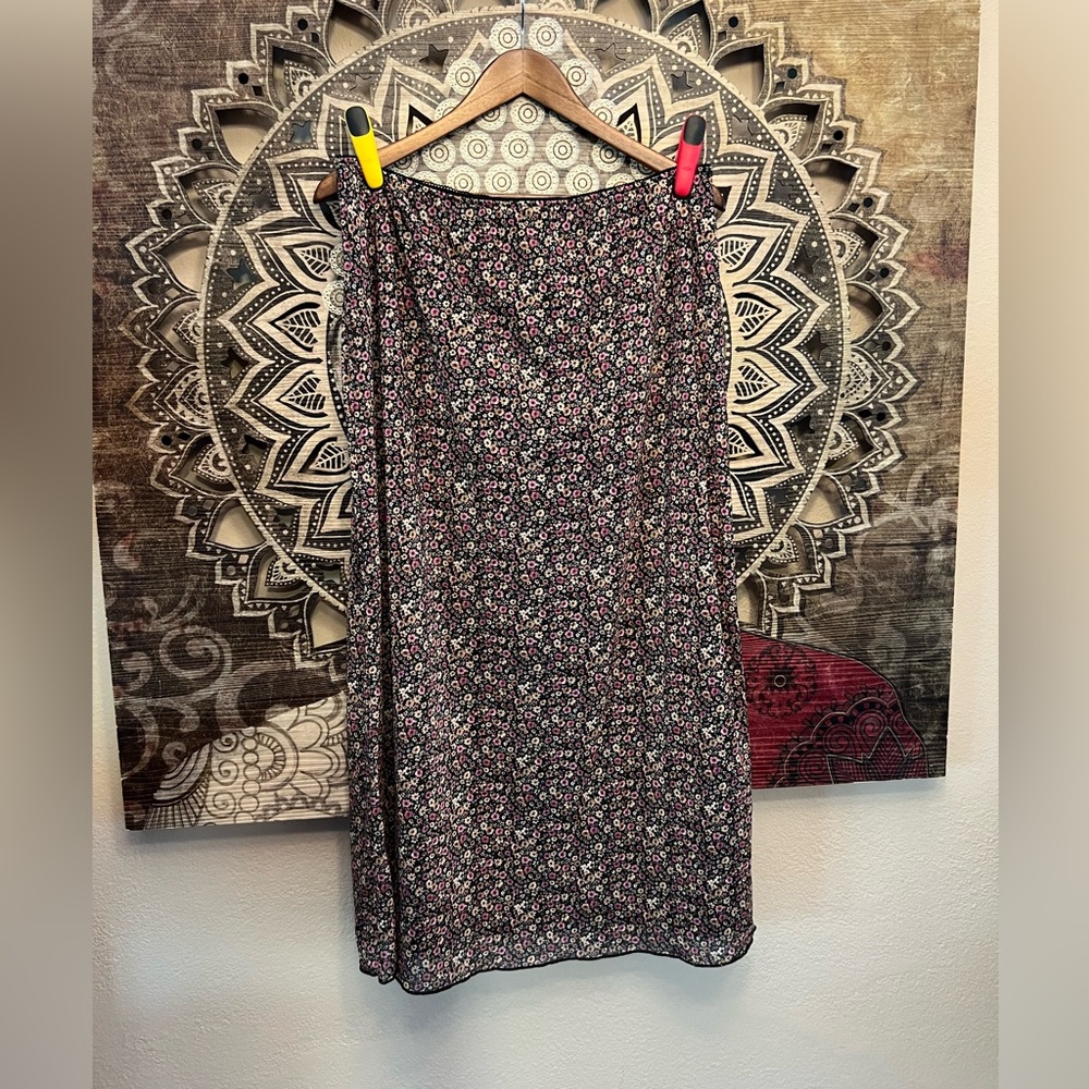 RSQ DOUBLE LAYER ELASTIC WAIST FLORAL SKIRT